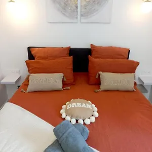  Appartement Rare Entre Luxe Et Douceur Sejournez Au Port De Saint-goustan